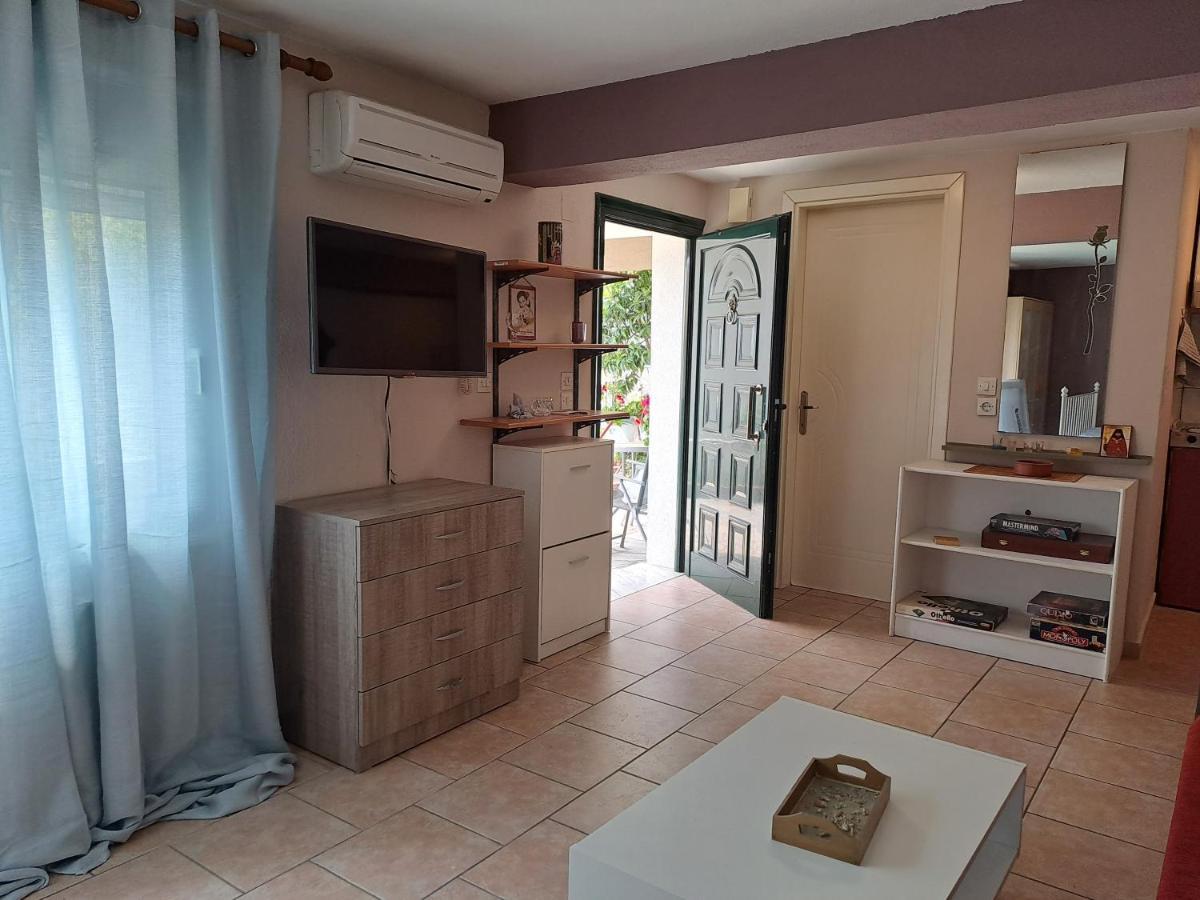 Secret Garden Apartment Kavála Ngoại thất bức ảnh